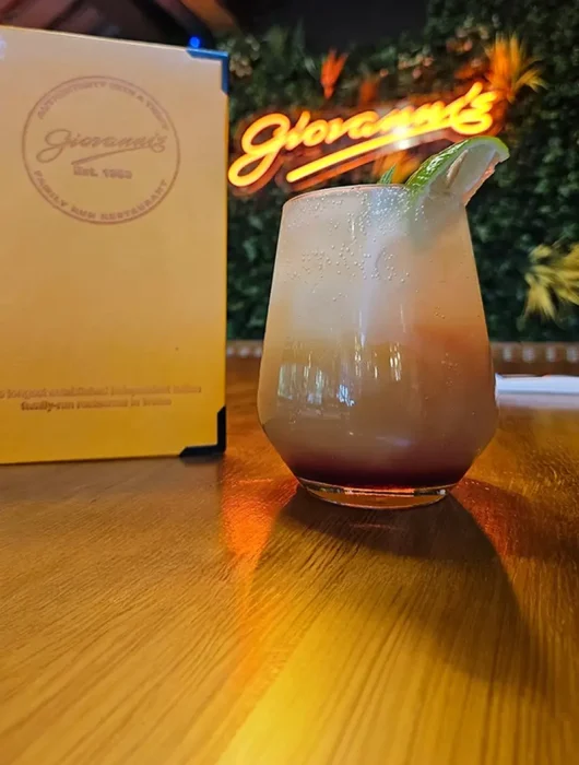 cocktail_giovannis_in_the_bay_cardiff